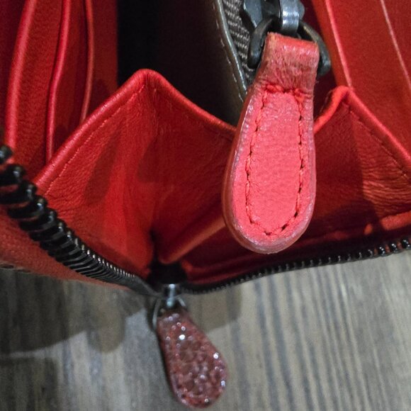 EUC Authentic Bottega Veneta Python Zippy Wallet - Picture 12 of 14